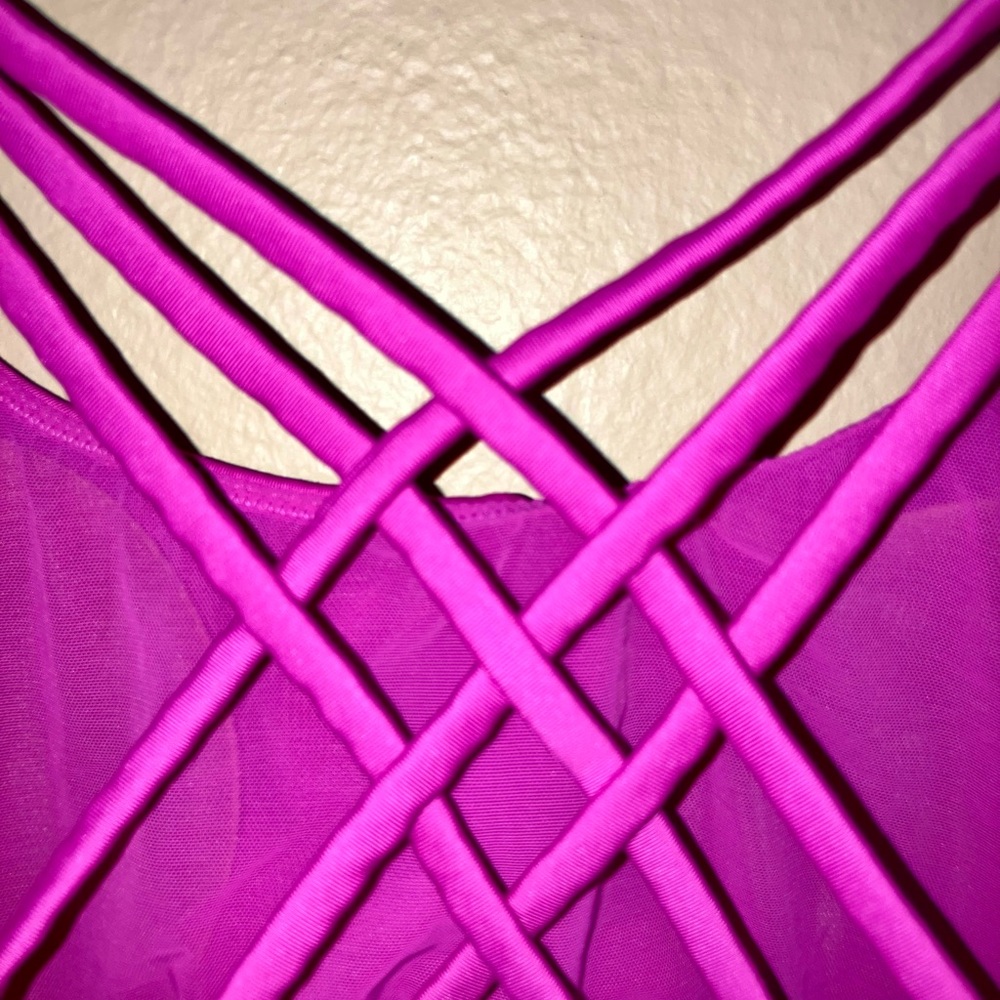 Victoria's Secret Like New Strappy Pink Sport Sports Bra. - Picture 3 of 10